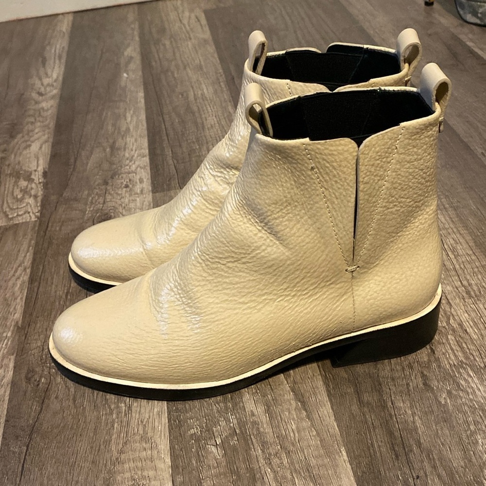 Mercedes Castilllo patent leather boots